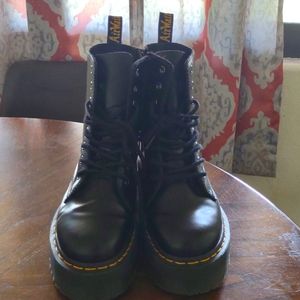 Black Dr Martens size 6